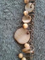 Beige/roze parelmoer bedelarmband, Handtassen en Accessoires, Bedels, Overige merken, Overige materialen, Gebruikt, Ophalen of Verzenden