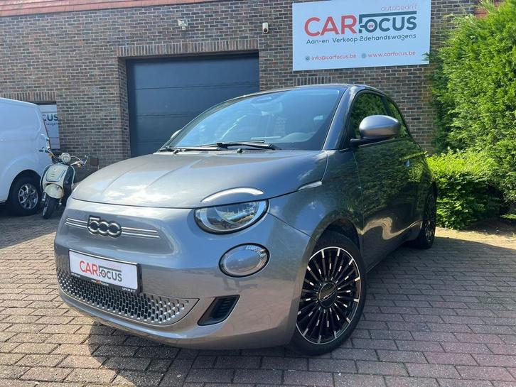 Fiat 500e 42KWh Icon 2022 320 km range Automaat btw wagen, Auto's, Fiat, Bedrijf, Te koop, 500E, Android Auto, Apple Carplay, Bluetooth