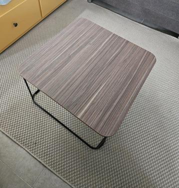 Salontafel-bijzettafel kinnarps beschikbaar voor biedingen