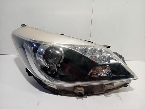 KOPLAMP RECHTS Toyota Yaris III (P13) (811300D500), Auto-onderdelen, Verlichting, Toyota, Gebruikt