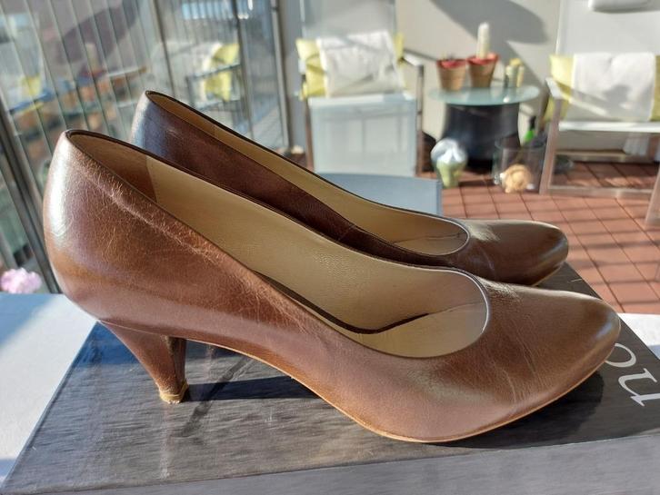 Bruine hakken schoen - Noë - maat 39, Kleding | Dames, Schoenen, Gedragen, Schoenen met hoge hakken, Bruin, Ophalen of Verzenden