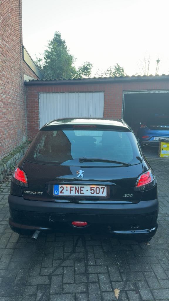 Peugeot 206 2009 – zwart – 221.678 km – blanco keuring, Autos, Peugeot, Airbags, Air conditionné, Android Auto, Apple Carplay