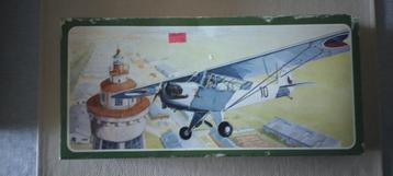Kit de maquette d'avion PIPER CUB L 4