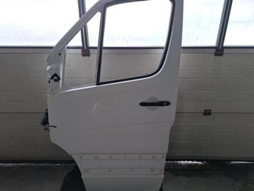 Portier 2Deurs links van een Volkswagen Crafter (LB9A) beschikbaar voor biedingen