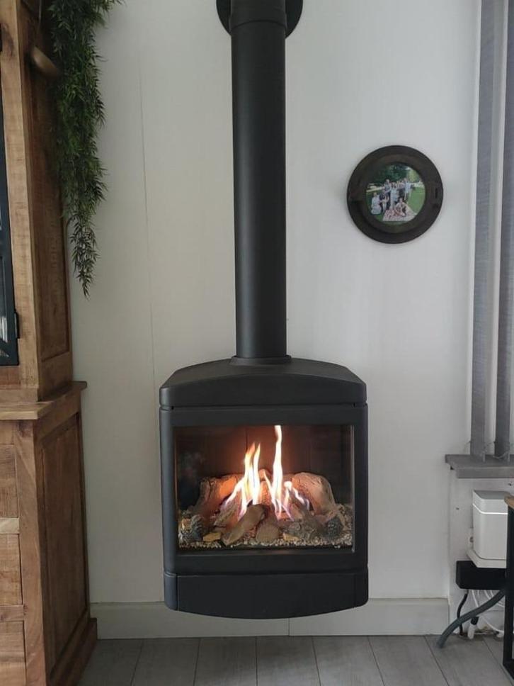 Aardgaskachel, Huis en Inrichting, Haarden, Zo goed als nieuw, Gashaard, Ophalen