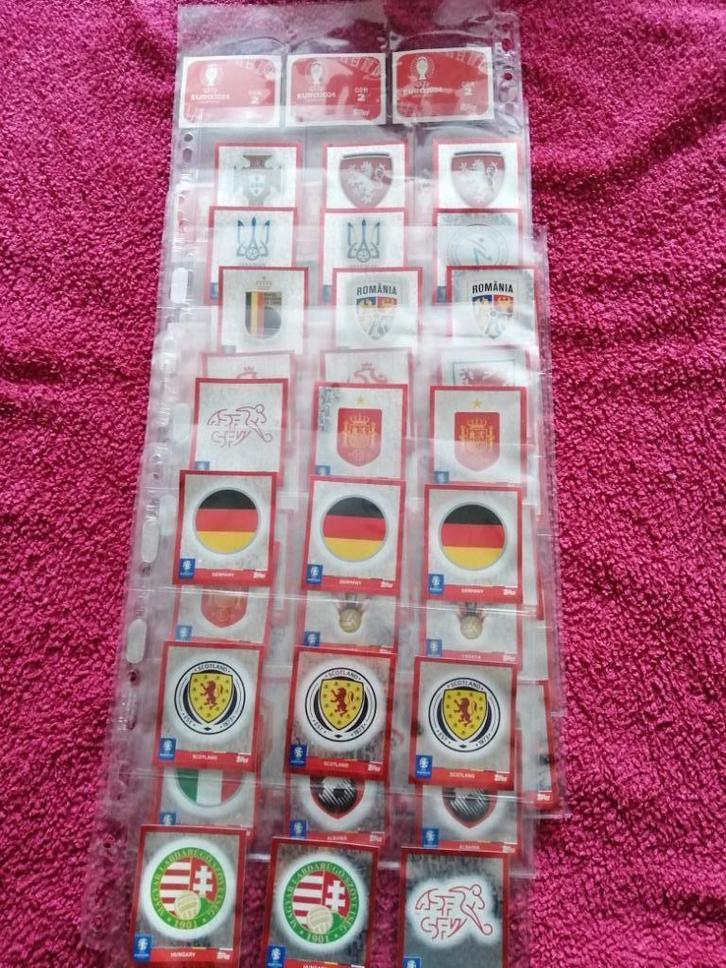Panini - Topps Euro 2024 Parallellen Zwitserse editie, Verzamelen, Stickers, Nieuw, Ophalen of Verzenden