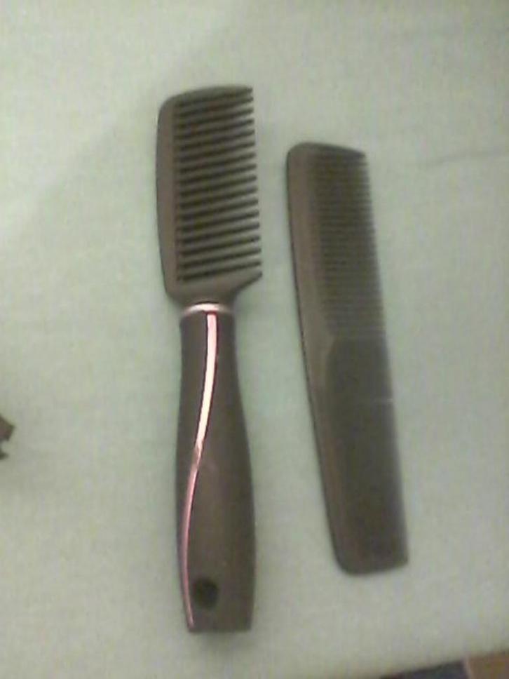 peigne, Handtassen en Accessoires, Overige Accessoires, Nieuw, Ophalen