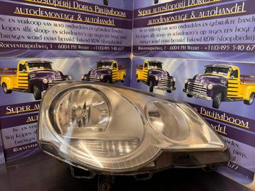 Vw polo 9n3 koplamp recht beschikbaar voor biedingen
