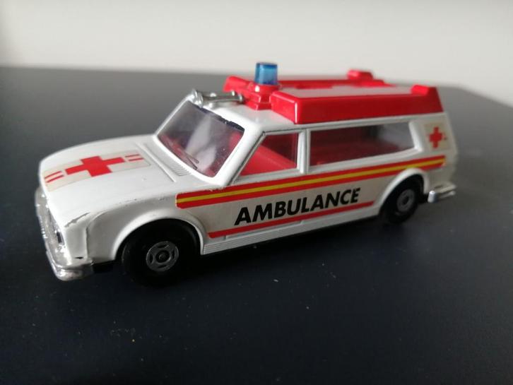 Lesney Matchbox Speed Kings K-49 Ambulance uit 1974, Hobby en Vrije tijd, Modelauto's | 1:43, Zo goed als nieuw, Matchbox, Ophalen of Verzenden