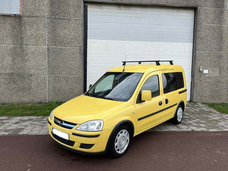 Opel combo tour 1.7Cdti Euro4 Gekeurd met carpass, Auto's, Opel, Bedrijf, Te koop, Combo Tour, ABS, Airbags, Boordcomputer, Centrale vergrendeling
