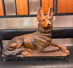Sculpture d'un chien en plâtre article 324, Antiquités & Art, Enlèvement