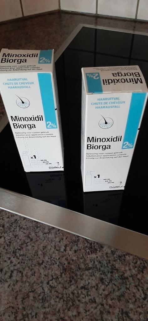 Minoxidil Biorga 2% van 60 ml 2 doosjes samen voor 10 €, Divers, Matériel Infirmier, Neuf, Enlèvement ou Envoi
