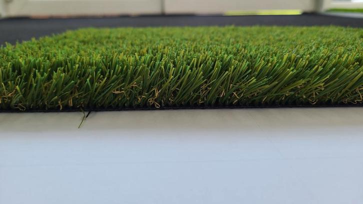 Laatste stukken kunstgras met 50% korting j, Tuin en Terras, Gras en Kunstgras, Nieuw, Kunstgras, 10 tot 20 m², Ophalen