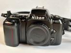 Nikon F-601 + Nikki’s 35-70mm f/3.3-4.5 lens, Audio, Tv en Foto, Fotocamera's Analoog, Ophalen, Zo goed als nieuw, Nikon