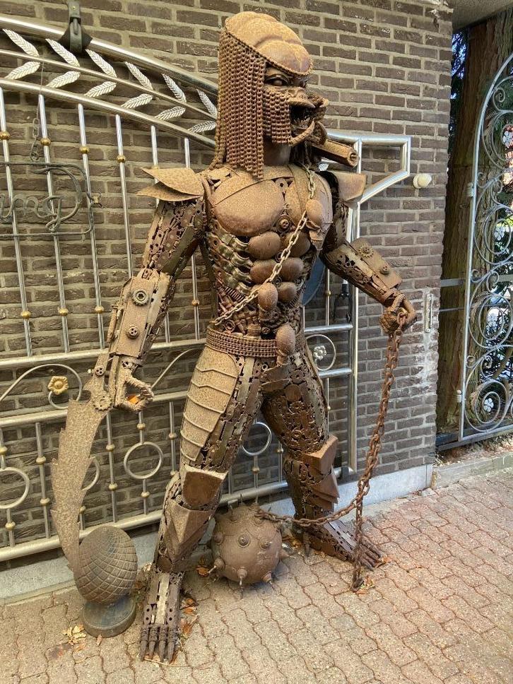 Predator standbeeld in ijzer nooit gezien zelf gesmeed, Antiek en Kunst, Kunst | Beelden en Houtsnijwerken, Ophalen