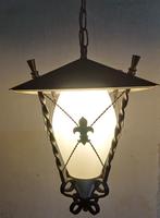 Smeedijzeren hanglamp/sier lantaarn, Ophalen