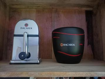 Bacardi ijsemmer en icecrusher beschikbaar voor biedingen