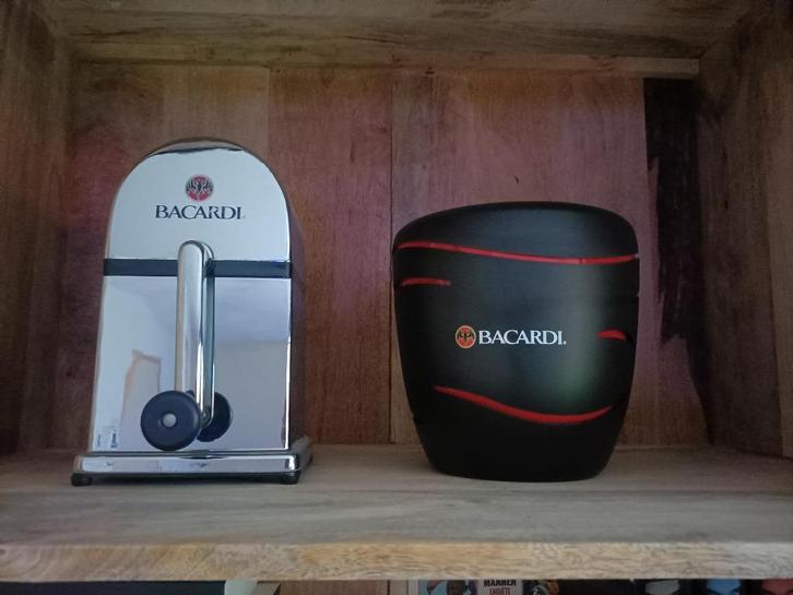 Bacardi ijsemmer en icecrusher, Verzamelen, Merken en Reclamevoorwerpen, Zo goed als nieuw, Ophalen