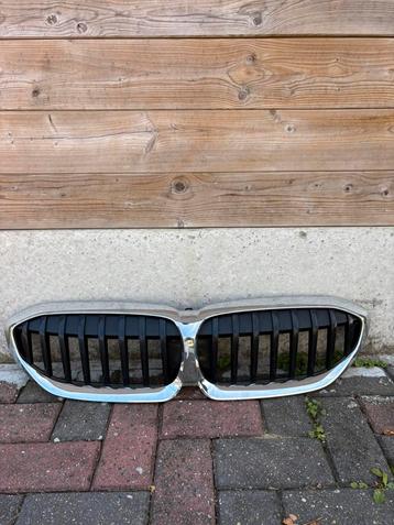 Orgineel BMW g20 grill chrome beschikbaar voor biedingen