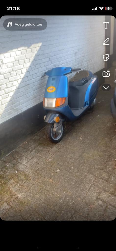 Piaggio sfera opknapper, Fietsen en Brommers, Scooters | Piaggio, Zo goed als nieuw, Ophalen