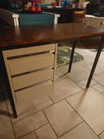 Bureau/metaal /industrieel/, Ophalen