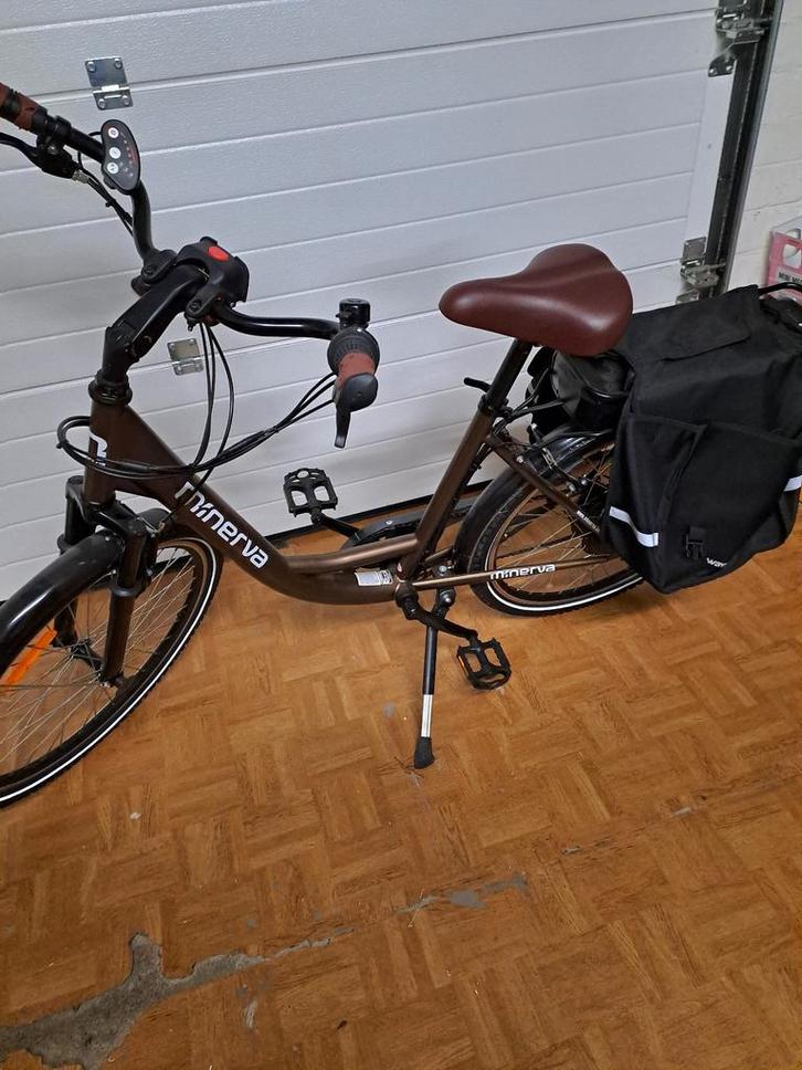 Minerva damesfiets, Fietsen en Brommers, Elektrische fietsen, Ophalen
