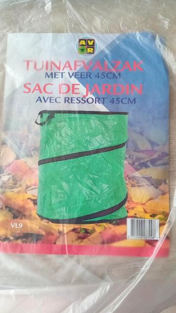 Groentezak van 87 liter. Negen beschikbaar voor biedingen