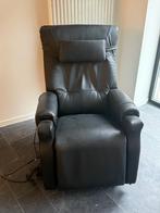 Revilax relax-zetel met sta op functie (4 motoren), Ophalen, Zo goed als nieuw, 75 tot 100 cm, Leer