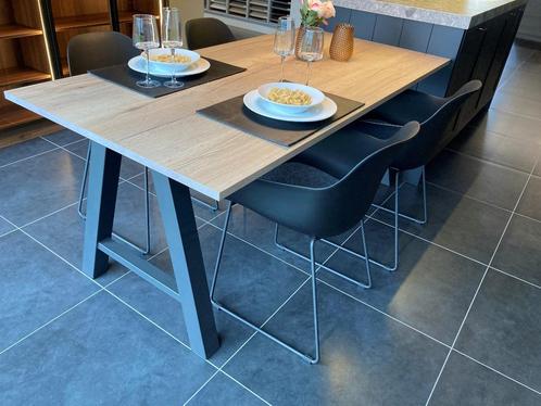 Tafel en stoelen, Huis en Inrichting, Tafels | Eettafels, Nieuw, 50 tot 100 cm, 150 tot 200 cm, Vier personen, Rechthoekig, Kunststof