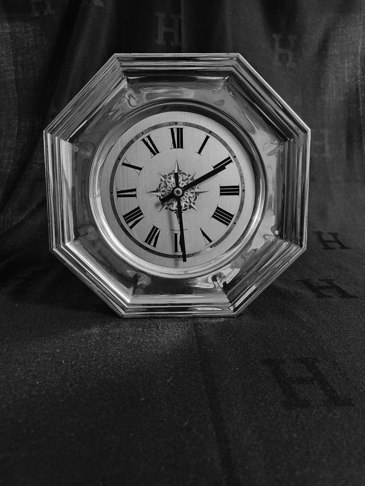 Zilveren Wandklok, Huis en Inrichting, Woonaccessoires | Klokken, Wandklok, Ophalen of Verzenden