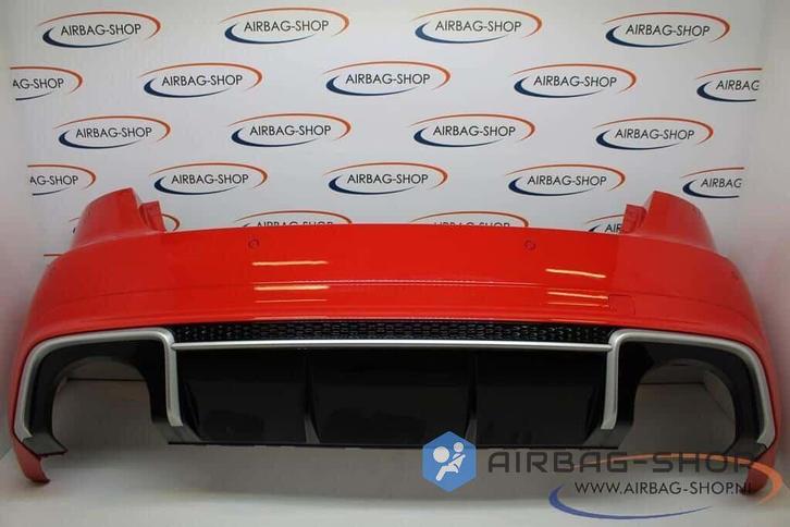 Originele Audi RS3 8V Achterbumper Sportback RS3 Rood, Auto-onderdelen, Carrosserie, Bumper, Audi, Achter, Gebruikt, Ophalen of Verzenden