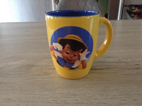 Disney Pinocchio porseleinen drinktas (Nieuw), Verzamelen, Disney, Zo goed als nieuw, Servies, Peter Pan of Pinokkio, Ophalen of Verzenden