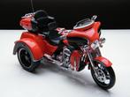 Miniatuur model motor – Harley Davidson  CVO TRI GLIDE 1:12, Hobby en Vrije tijd, Modelauto's | 1:5 tot 1:12, Verzenden, Nieuw