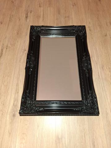Barokke spiegel beschikbaar voor biedingen