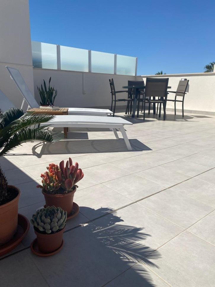 Ruim appartement met dakterras te huur, Vakantie, Vakantiehuizen | Spanje, Costa Blanca, Appartement, Landelijk, 2 slaapkamers