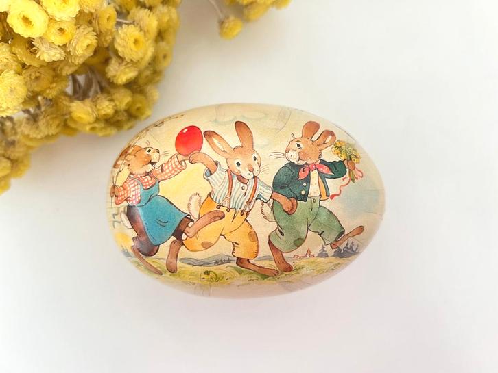 Petite boîte œuf en carton / papier mâché Lapins campagne, Diversen, Pasen, Gebruikt, Ophalen of Verzenden