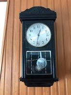 Antiek zwart wandklok met glazen deuren, Antiek en Kunst, Ophalen of Verzenden