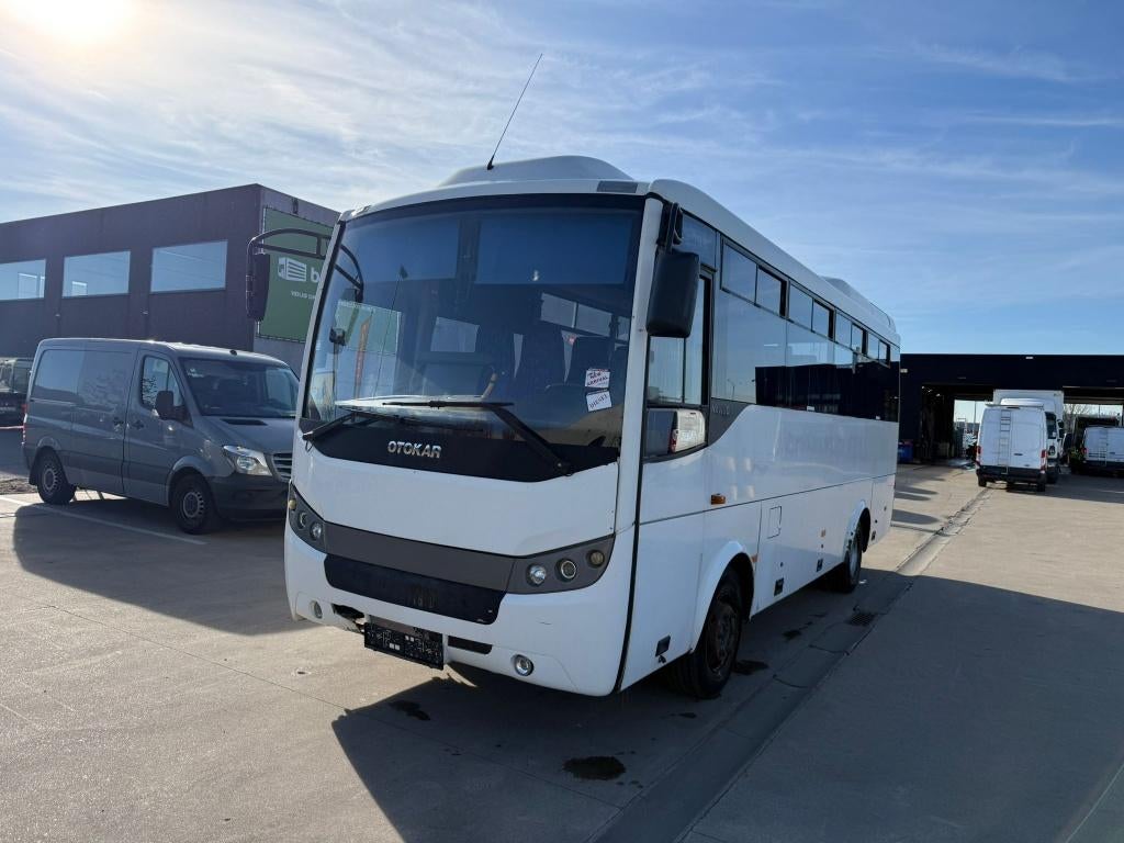 Andere OTOKAR NAVIGO (Stock ID 11161), Auto's, Vrachtwagens, Euro 5, Iveco, Wit, Bedrijf