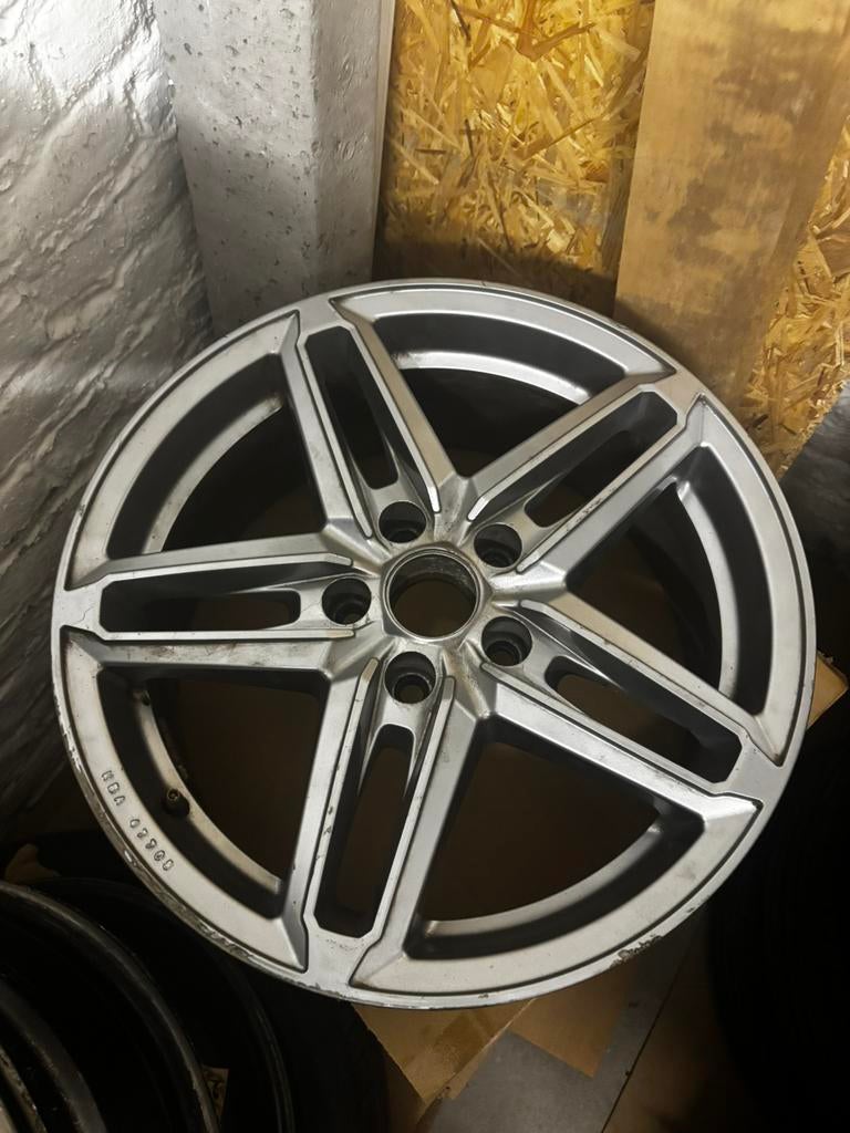 Set 4 jantes AUDI A3 VW golf 5x112, Enlèvement