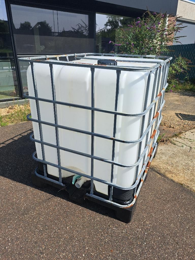 Waterton 1000 liter, Enlèvement, Utilisé