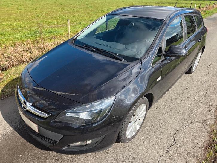 Opel Astra Sports Tourer - accidentvrij, Autos, Opel, Particulier, Astra, ABS, Airbags, Air conditionné, Bluetooth, Ordinateur de bord