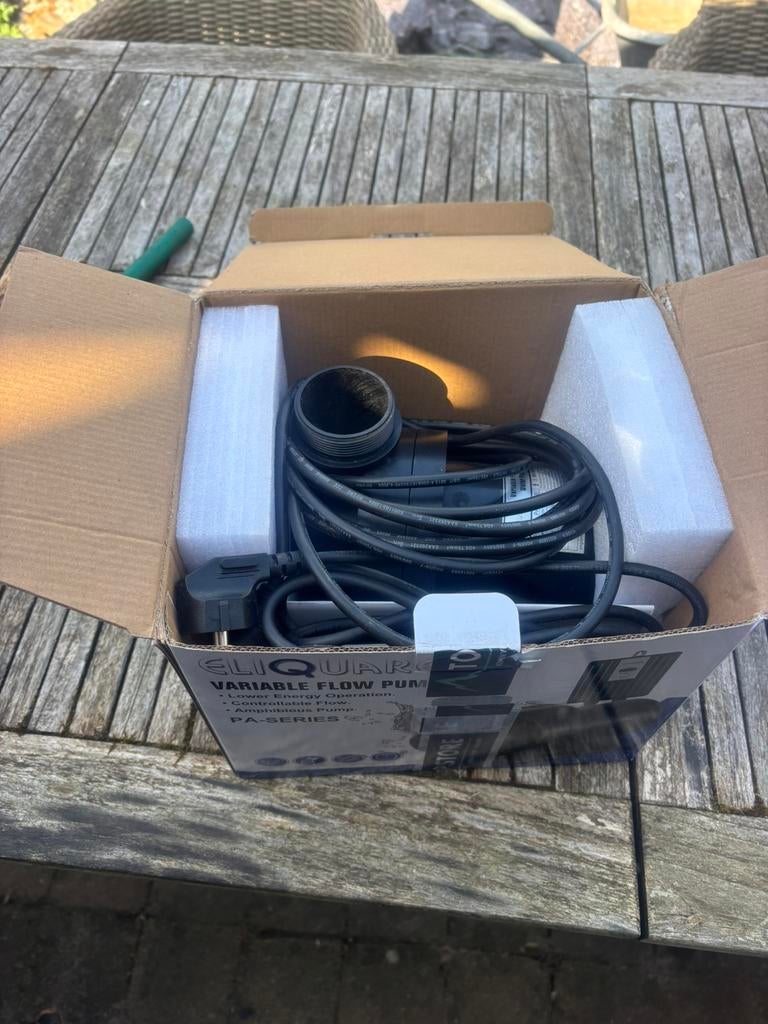 Vijver materiaal, Ophalen, Zo goed als nieuw