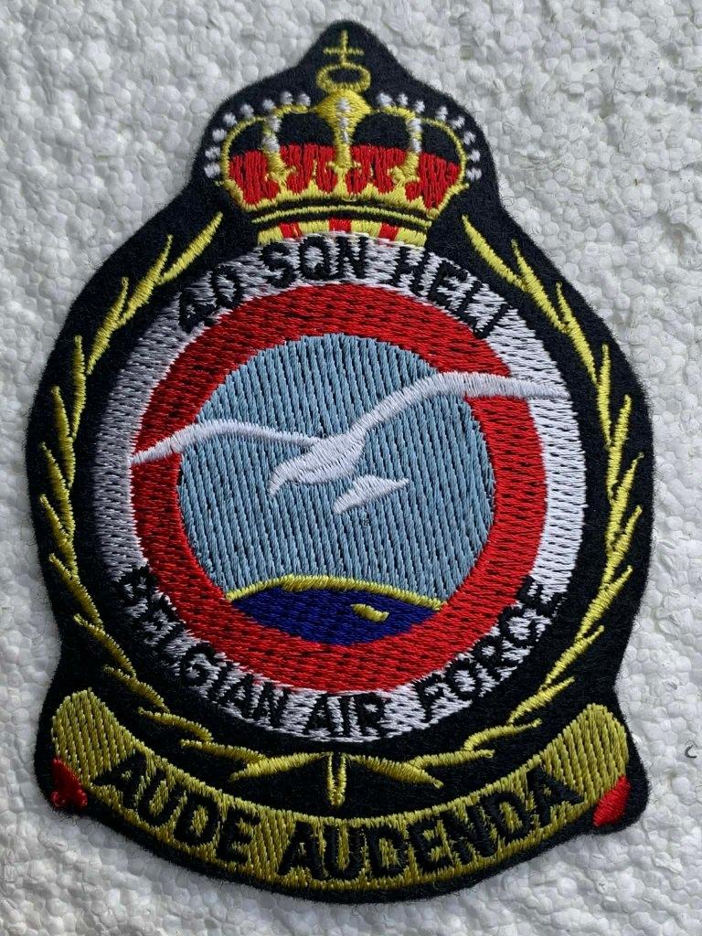 Luchtmacht, 40SQN HELI, AUDE AUDENDA, Belgian Air Force, Collections, Enlèvement ou Envoi, Armée de l'air, Emblème ou Badge