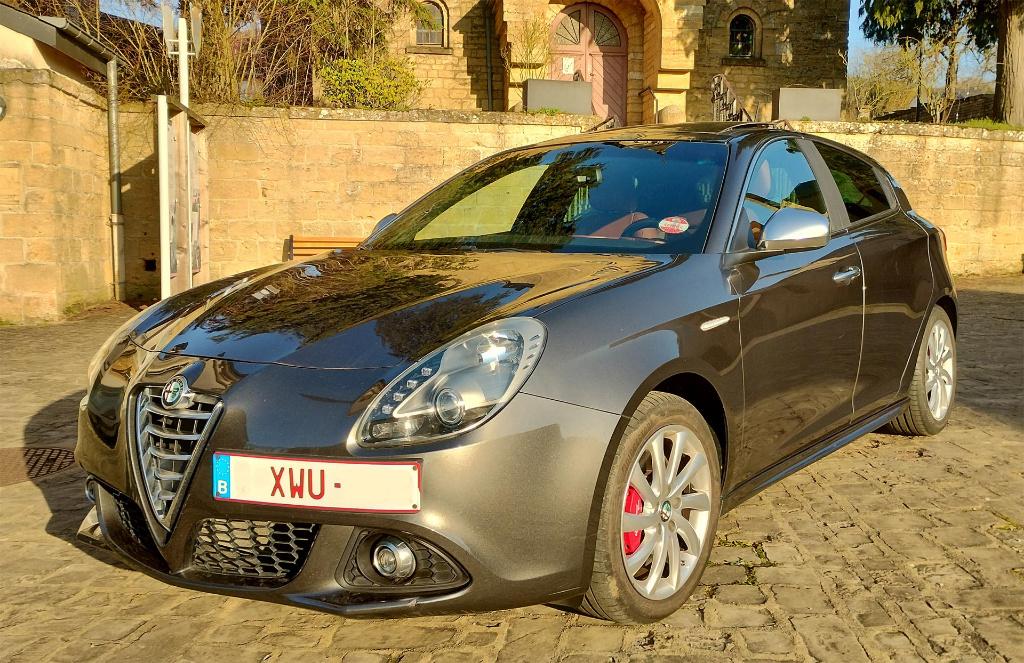 Alfa Romeo Giulietta, Auto's, Alfa Romeo, Particulier, Giulietta, Airbags, Airconditioning, Alarm, Boordcomputer, Centrale vergrendeling