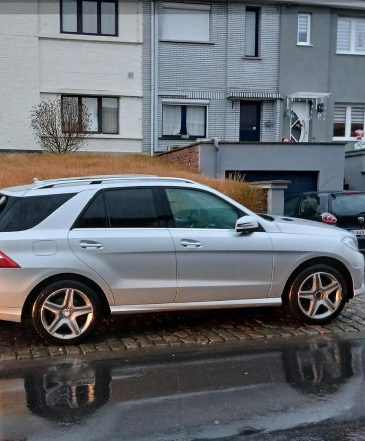 Mercedes ML 250 4 MATIC  AMG, Auto's, Mercedes-Benz, Particulier, Elektrische stoelverstelling, Euro 6