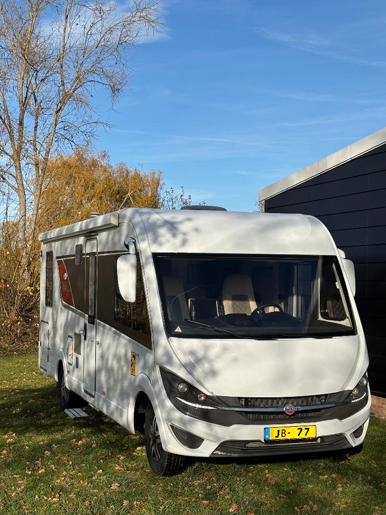 camper Burstner Ixeo automaat ( 9 versnellingen ) 180pk 2020, Caravans en Kamperen, Mobilhomes, Particulier, tot en met 4, Integraal