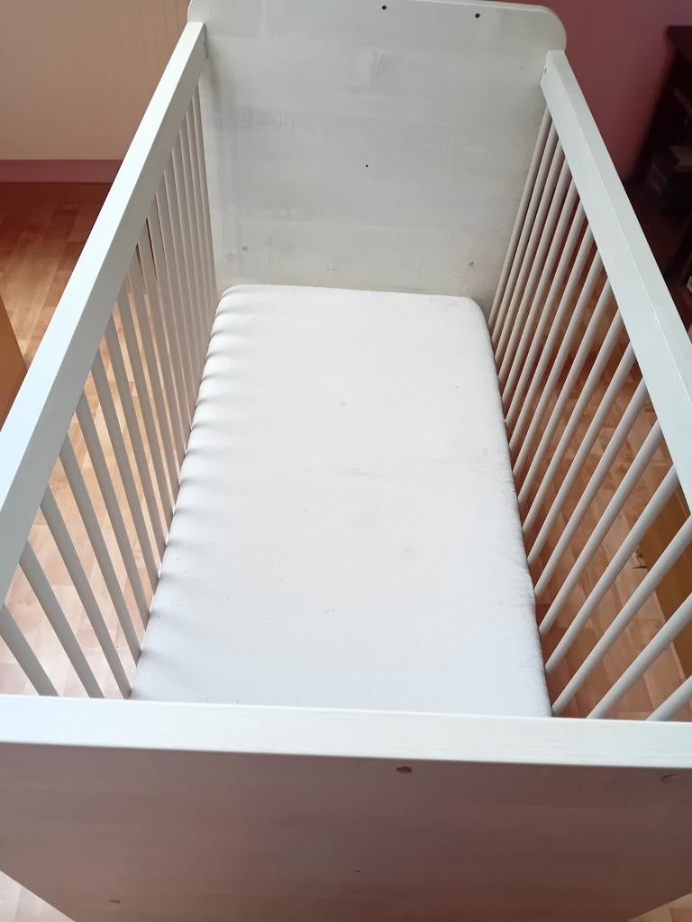Bed voor baby, Kinderen en Baby's, Kinderkamer | Complete kinderkamers, Ophalen