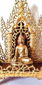Autel bouddhiste avec statue de Bouddha., Antiquités & Art, Enlèvement ou Envoi