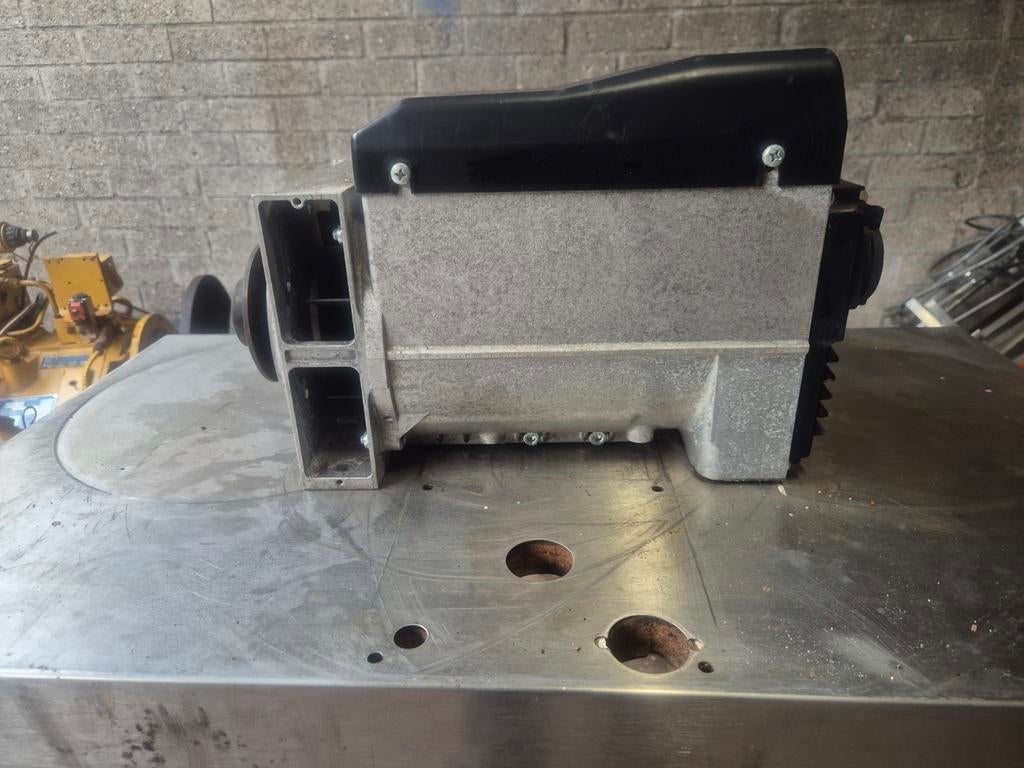 Sincro generator 6kva zo goed als nieuw, Ophalen