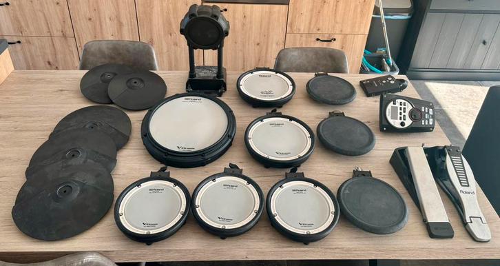 Grand LOT de pièces de batterie Roland en bon état !, Musique & Instruments, Batteries & Percussions, Comme neuf, Roland, Enlèvement ou Envoi